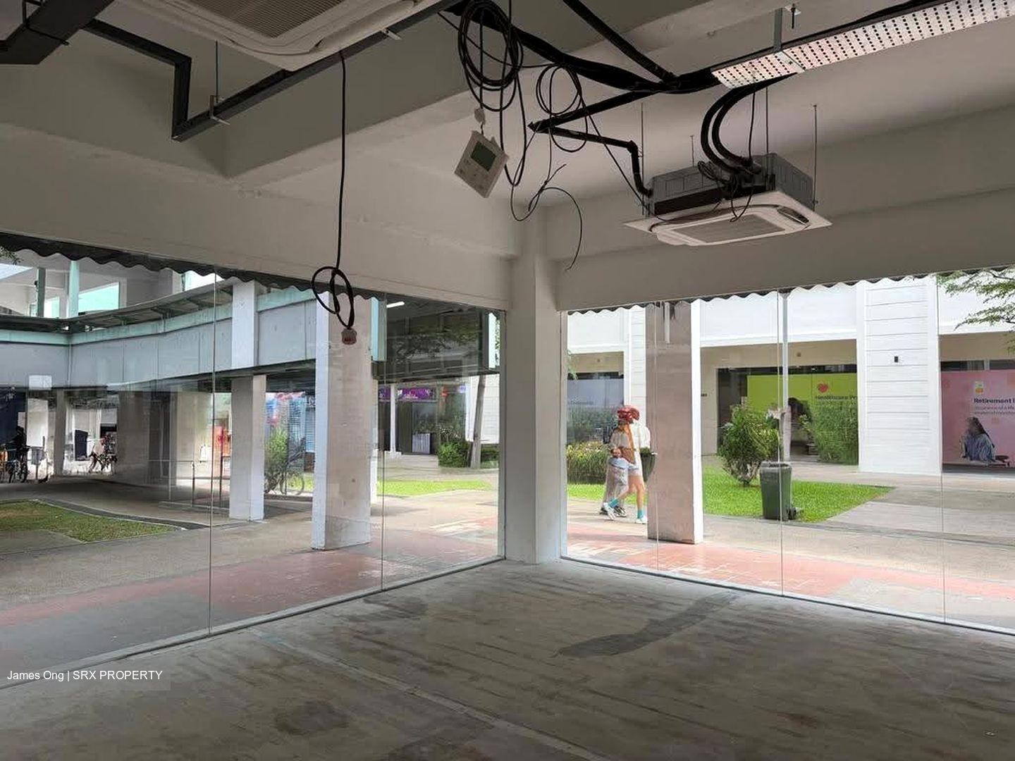 Jurong Gateway Road (D22), Retail #620588281